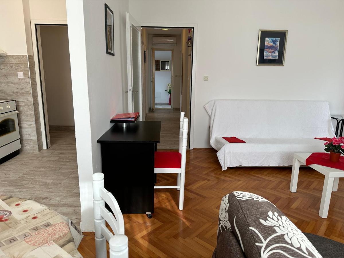 Apartment Mia Poreč Exteriör bild