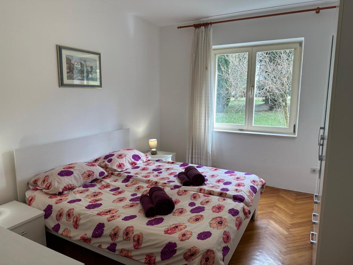 Apartment Mia Poreč Exteriör bild